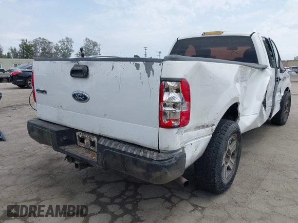 2005 Ford F-150 XL with VIN 1FTRF12WX5NB13462, listed as a IAAI auction lot 42415840 with 216,932 mi miles and . Bid and sale history available at DreamBid. Image 4.