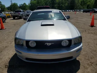 2008 Ford Mustang GT Deluxe with VIN 1ZVHT85H985159120, listed as a Copart auction lot 52540335 with 178,042 mi miles and Salvage Title. Bid and sale history available at DreamBid. Image 5.
