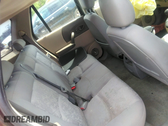 2002 Saturn VUE with VIN 5GZCZ23D62S837676, listed as a IAAI auction lot 42094450 with 221,866 mi miles and . Bid and sale history available at DreamBid. Image 8.