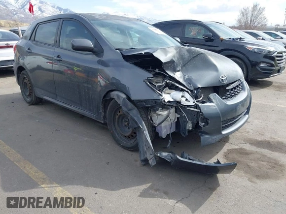 2009 Toyota Matrix with VIN 2T1KU40E79C163666, listed as a IAAI auction lot 41708972 with 182,808 mi miles and . Bid and sale history available at carsss.com. Image 1.