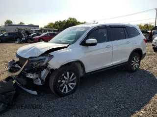 2021 Honda Pilot EX-L with VIN 5FNYF6H58MB037955, listed as a Copart auction lot 70078604 with 30,129 mi miles and Salvage Title. Bid and sale history available at carsss.com. Image 1.