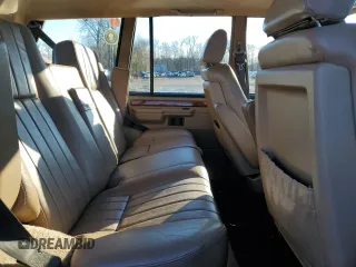 1994 Land Rover Range Rover with VIN SALHV1245RA640425, listed as a Copart auction lot 84764404 with 173,181 mi miles and Salvage Title. Bid and sale history available at DreamBid. Image 11.