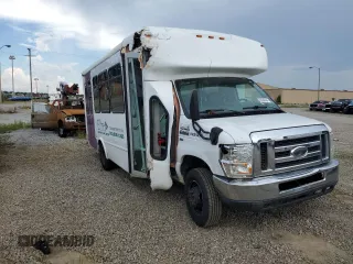 2015 Ford Econoline Commercial with VIN 1FDEE3FL8FDA16096, listed as a Copart auction lot 68646434 with 243,644 mi miles and Salvage Title. Bid and sale history available at carsss.com. Image 4.