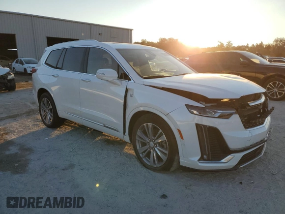 2024 Cadillac XT6 FWD Premium Luxury with VIN 1GYKPCRS8RZ729053, listed as a Copart auction lot 83040574 with 11,435 mi miles and Salvage Title. Bid and sale history available at carsss.com. Image 4.