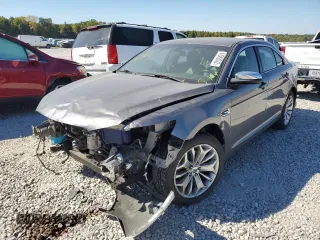 2013 Ford Taurus Limited z VIN 1FAHP2F83DG221702, wystawiony jako Copart lot #51580255 z przebiegiem 174 364 mil mil oraz Szkoda całkowita • Salvage title. Historia ofert i sprzedaży dostępna na DreamBid. Obrazek 2.