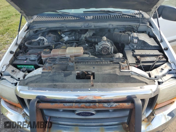 1999 Ford Super Duty F-250 XL with VIN 1FTNF21F8XED38956, listed as a Copart auction lot 69384214 with 143,127 mi miles and Salvage Title. Bid and sale history available at carsss.com. Image 11.