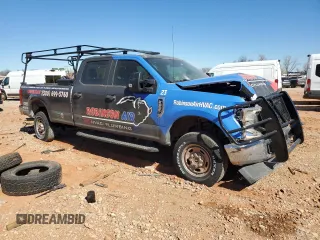 2020 Ford F-250 XL with VIN 1FT7W2B68LEC74418, listed as a Copart auction lot 46545705 with 32,946 mi miles and Salvage title. Bid and sale history available at DreamBid. Image 4.