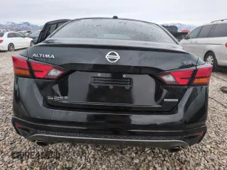 2019 Nissan Altima SR with VIN 1N4AL4CV8KC223582, listed as a Copart auction lot 45232055 with 120,312 mi miles and Salvage Title. Bid and sale history available at carsss.com. Image 6.