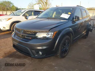 2019 Dodge Journey SE z VIN 3C4PDCBB8KT858387, wystawiony jako IAAI lot #42051620 z przebiegiem 76 126 mil mil oraz . Historia ofert i sprzedaży dostępna na DreamBid. Obrazek 17.