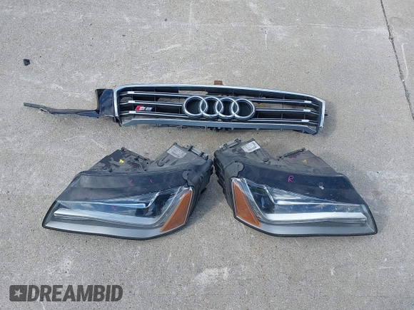 2013 Audi S8 with VIN WAUD2AFD6DN021372, listed as a IAAI auction lot 41983495 with 159,832 mi miles. Bid and sale history available at carsss.com. Image 12.