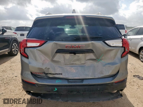 2023 GMC Terrain SLE z VIN 3GKALMEG1PL157417, wystawiony jako Copart lot #59494385 z przebiegiem 32 439 mil mil oraz Szkoda całkowita • Salvage title. Historia ofert i sprzedaży dostępna na DreamBid. Obrazek 6.
