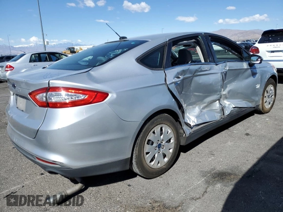 2013 Ford Fusion S with VIN 3FA6P0G77DR215850, listed as a Copart auction lot 52010685 with 115,044 mi miles and Salvage Title. Bid and sale history available at carsss.com. Image 3.