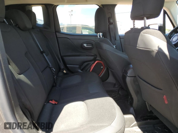 2016 Jeep Renegade Trailhawk z VIN ZACCJBCT2GPC65342, wystawiony jako Copart lot #63436625 z przebiegiem 62 546 mil mil oraz Czysty tytuł • Clean title. Historia ofert i sprzedaży dostępna na DreamBid. Obrazek 11.