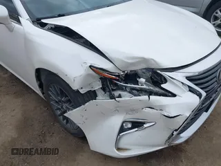 2018 Lexus ES with VIN 58ABK1GG6JU112716, listed as a IAAI auction lot 41915706 with 59,793 mi miles. Bid and sale history available at carsss.com. Image 6.