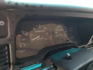 1996 Dodge 2500 z VIN 1B7KC23W3TJ126721, wystawiony jako Copart lot #58622345 z przebiegiem Nie podano mil oraz Czysty tytuł • Clean title. Historia ofert i sprzedaży dostępna na DreamBid. Obrazek 9.
