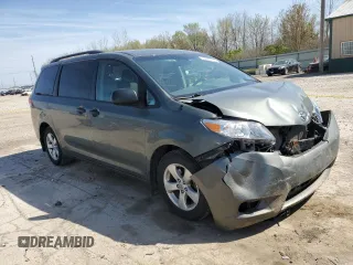 2014 Toyota Sienna L z VIN 5TDZK3DC2ES418247, wystawiony jako Copart lot #53362315 z przebiegiem 165 120 mil mil oraz Szkoda całkowita • Salvage title. Historia ofert i sprzedaży dostępna na DreamBid. Obrazek 4.