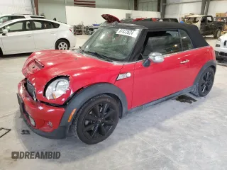 2011 MINI Convertible S with VIN WMWZP3C51BT249062, listed as a Copart auction lot 87472624 with 30,402 mi miles and Salvage Title. Bid and sale history available at DreamBid. Image 1.