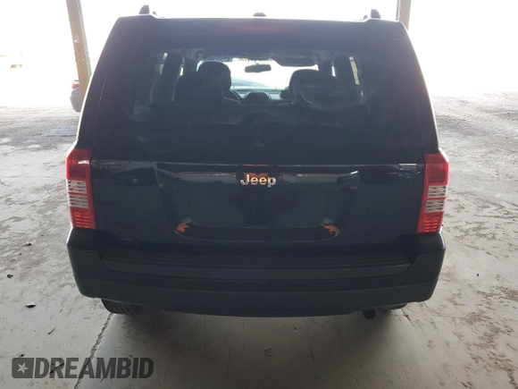 2016 Jeep Patriot Sport z VIN 1C4NJPBA3GD810579, wystawiony jako Copart lot #62644305 z przebiegiem 96 481 mil mil oraz Szkoda całkowita • Salvage title. Historia ofert i sprzedaży dostępna na DreamBid. Obrazek 6.