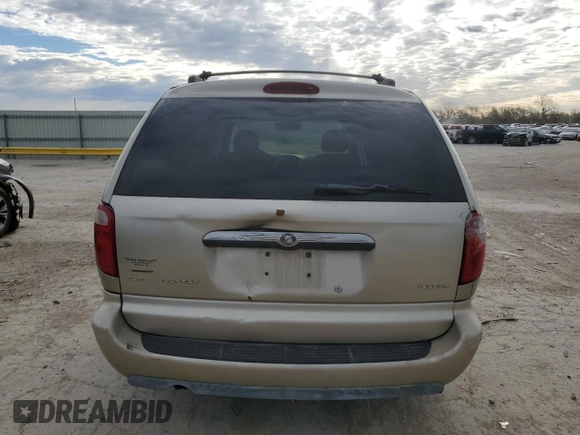 2005 Chrysler Town & Country Touring z VIN 2C4GP54L45R145521, wystawiony jako Copart lot #50183375 z przebiegiem 218 068 mil mil oraz Szkoda całkowita • Salvage title. Historia ofert i sprzedaży dostępna na DreamBid. Obrazek 6.