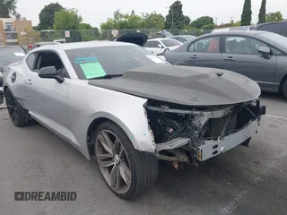 2017 Chevrolet Camaro 1LT z VIN 1G1FB1RS5H0207602, wystawiony jako IAAI lot #42454434 z przebiegiem 138 373 mil mil oraz . Historia ofert i sprzedaży dostępna na DreamBid. Obrazek 1.