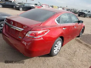 2013 Nissan Altima SV with VIN 1N4AL3AP6DN516838, listed as a IAAI auction lot 42033369 with 181,511 mi miles and . Bid and sale history available at carsss.com. Image 4.