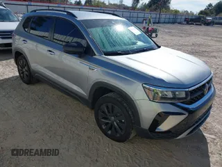 2024 Volkswagen Taos S с VIN 3VV5X7B21RM105084, выставлен на аукционе IAAI как лот 40966481 с пробегом 3 559 миль миль и . История ставок и продаж доступна на DreamBid. Изображение 1.