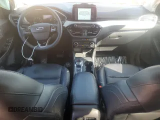 2021 Ford Escape SEL with VIN 1FMCU9H94MUB29569, listed as a Copart auction lot 48378495 with 27,702 mi miles and Salvage Title. Bid and sale history available at DreamBid. Image 8.