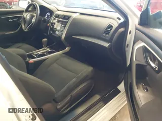 2014 Nissan Altima 2.5 with VIN 1N4AL3AP9EC427391, listed as a IAAI auction lot 41668502 with 93,482 mi miles. Bid and sale history available at carsss.com. Image 5.