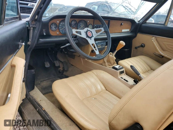 1982 FIAT 124 Spider z VIN ZFAAS00B0C5003902, wystawiony jako Copart lot #51425625 z przebiegiem 77 842 mil mil oraz Szkoda całkowita • Salvage title. Historia ofert i sprzedaży dostępna na DreamBid. Obrazek 8.