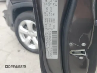 2019 Jeep Compass Latitude with VIN 3C4NJCBB8KT855148, listed as a Copart auction lot 60451975 with 60,033 mi miles and Salvage title. Bid and sale history available at DreamBid. Image 13.
