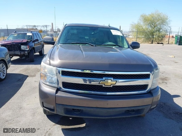 2008 Chevrolet Silverado 1500 LT w/1LT with VIN 2GCEK13M381107774, listed as a IAAI auction lot 41718057 with 167,336 mi miles. Bid and sale history available at carsss.com. Image 13.