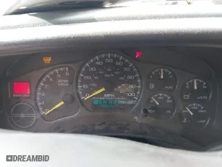 2001 Chevrolet Silverado 1500 LS with VIN 2GCEC19T111123764, listed as a IAAI auction lot 41902984 with 198,541 mi miles. Bid and sale history available at carsss.com. Image 7.