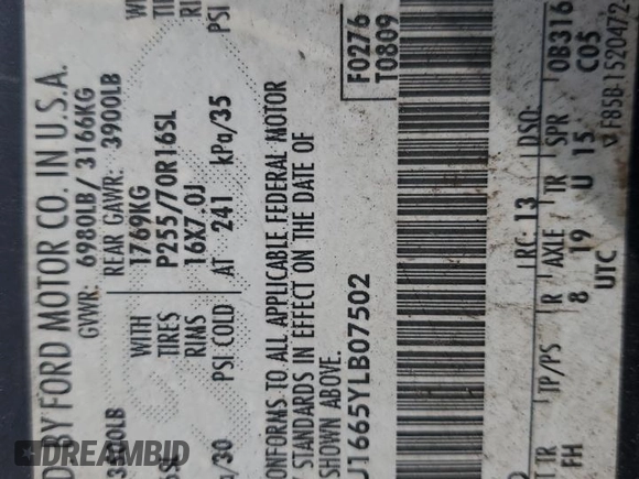 2000 Ford Expedition XLT with VIN 1FMRU1665YLB07502, listed as a Copart auction lot 52950825 with Not Provided miles and Salvage Title. Bid and sale history available at DreamBid. Image 13.