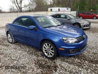 2012 Volkswagen Eos Komfort with VIN WVWBW7AH7CV000878, listed as a Copart auction lot 54667185 with 121,413 mi miles and Clean Title. Bid and sale history available at DreamBid. Image 4.