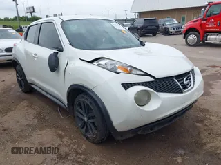 2014 Nissan Juke Nismo z VIN JN8AF5MR6ET351269, wystawiony jako IAAI lot #42467507 z przebiegiem 197 334 mil mil oraz . Historia ofert i sprzedaży dostępna na DreamBid. Obrazek 1.