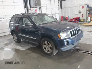 2005 Jeep Grand Cherokee Limited with VIN 1J8HR58285C638636, listed as a IAAI auction lot 42510339 with 114,625 mi miles and . Bid and sale history available at DreamBid. Image 1.