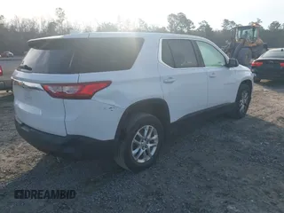 2019 Chevrolet Traverse LS z VIN 1GNERFKW6KJ241033, wystawiony jako IAAI lot #41640948 z przebiegiem 61 307 mil mil oraz . Historia ofert i sprzedaży dostępna na DreamBid. Obrazek 4.