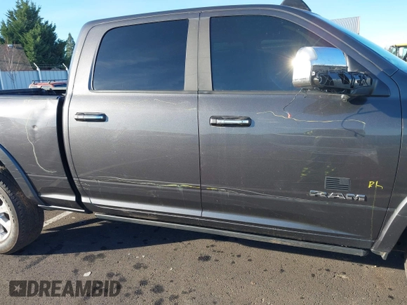 2019 Ram 2500 Laramie with VIN 3C6UR5FL5KG546188, listed as a IAAI auction lot 41361194 with 100,639 mi miles. Bid and sale history available at carsss.com. Image 19.