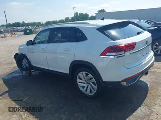 2022 Volkswagen Atlas SE with VIN 1V2HE2CA2NC219566, listed as a IAAI auction lot 42616407 with 46,476 mi miles and . Bid and sale history available at DreamBid. Image 3.