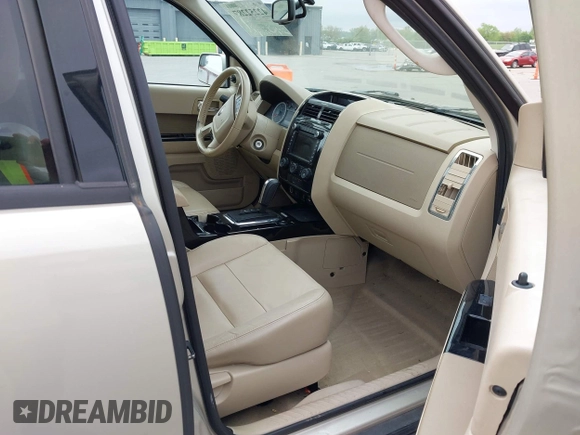 2011 Ford Escape Limited z VIN 1FMCU0E76BKB27636, wystawiony jako IAAI lot #42252287 z przebiegiem 189 216 mil mil oraz . Historia ofert i sprzedaży dostępna na DreamBid. Obrazek 5.