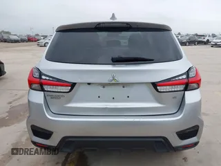 2021 Mitsubishi Outlander SE z VIN JA4APVAU7MU015876, wystawiony jako IAAI lot #42033891 z przebiegiem 86 846 mil mil oraz . Historia ofert i sprzedaży dostępna na DreamBid. Obrazek 16.