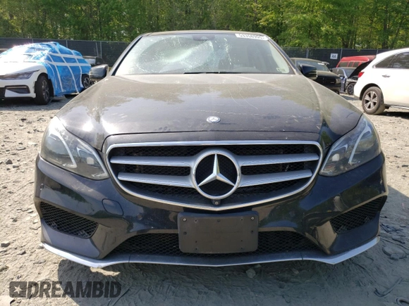 2014 Mercedes-Benz E 550 Sport with VIN WDDHF9BB3EB005375, listed as a Copart auction lot 53358995 with 144,503 mi miles and Salvage Title. Bid and sale history available at DreamBid. Image 5.