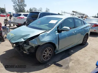 2017 Toyota Prius Two with VIN JTDKARFU9H3042326, listed as a IAAI auction lot 41991608 with 90,089 mi miles. Bid and sale history available at carsss.com. Image 17.