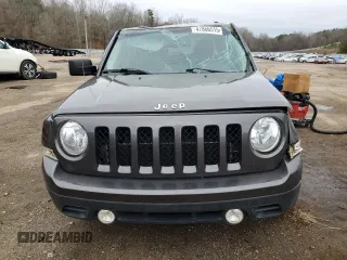 2015 Jeep Patriot Latitude with VIN 1C4NJPFB0FD368149, listed as a Copart auction lot 47866515 with 116,080 mi miles and Salvage Title. Bid and sale history available at DreamBid. Image 5.