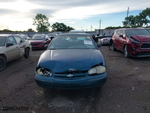 2001 Chevrolet Lumina with VIN 2G1WL52J411158652, listed as a IAAI auction lot 39788316 with 2,213,661 mi miles. Bid and sale history available at carsss.com. Image 12.