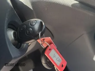 2013 Ford Transit Connect XLT с VIN NM0LS6BN7DT173972, выставлен на аукционе IAAI как лот 42670525 с пробегом 264 389 миль миль и . История ставок и продаж доступна на DreamBid. Изображение 43.