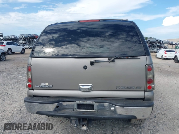 2002 Chevrolet Tahoe LS z VIN 1GNEC13Z72R258244, wystawiony jako IAAI lot #42639069 z przebiegiem Nie podano mil oraz . Historia ofert i sprzedaży dostępna na DreamBid. Obrazek 16.