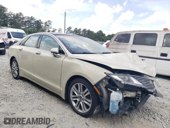 2014 Lincoln MKZ with VIN 3LN6L2G95ER829361, listed as a Copart auction lot 54988545 with 145,141 mi miles and Clean Title. Bid and sale history available at carsss.com. Image 4.
