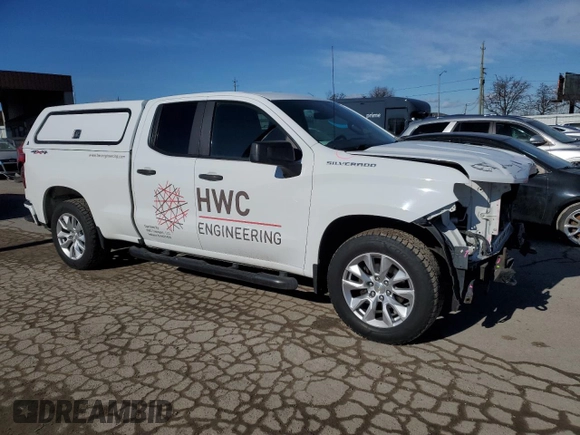 2019 Chevrolet Silverado 1500 Custom with VIN 1GCRYBEH2KZ337231, listed as a Copart auction lot 42398445 with 143,206 mi miles and Salvage Title. Bid and sale history available at DreamBid. Image 4.