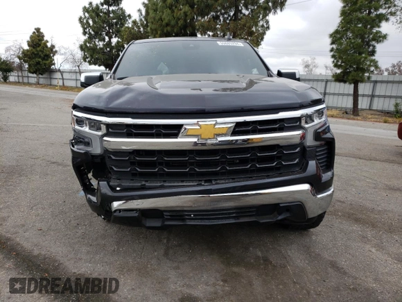 2022 Chevrolet Silverado 1500 LT with VIN 1GCPACEK8NZ618418, listed as a Copart auction lot 55685294 with 33,429 mi miles and Salvage Title. Bid and sale history available at carsss.com. Image 5.